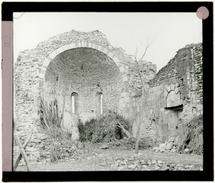 Paolo Verzone, Non identificato, chiesa, interno, rovina, abside