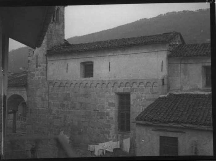 Paolo Verzone, Non identificato, chiesa, esterno, finestra, archetto pensile