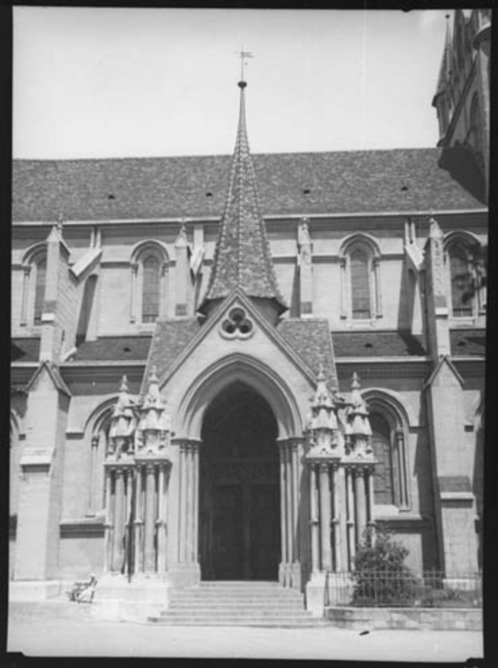 Paolo Verzone, Non identificato, chiesa, esterno, scalinata ingresso